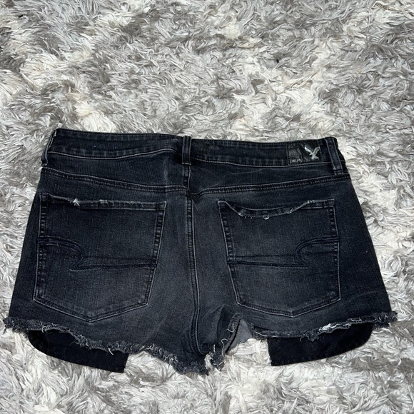 American Eagle Black Denim Shorts - Picture 2 of 4